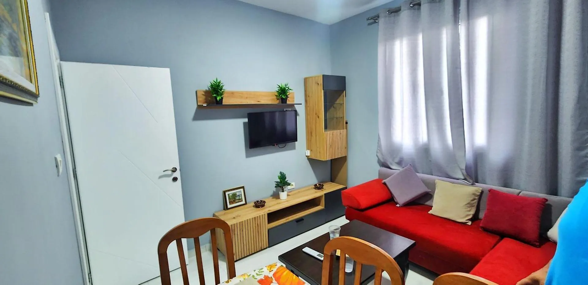 Apartments Modern Ibra Durres 2 0*,